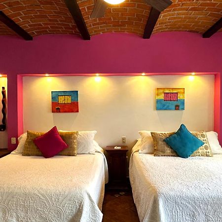 La Villa Del Ensueno Boutique Hotel Tlaquepaque Bagian luar foto