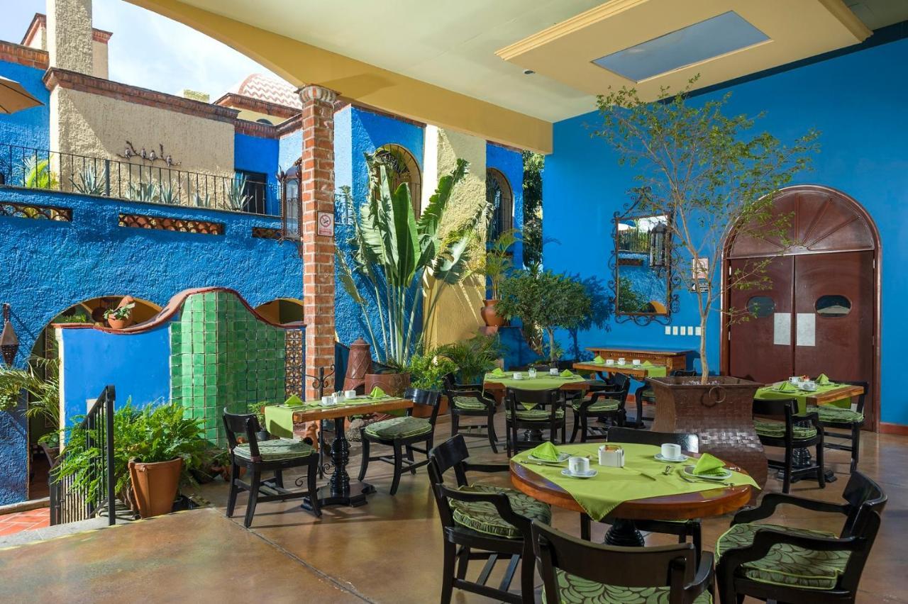 La Villa Del Ensueno Boutique Hotel Tlaquepaque Bagian luar foto