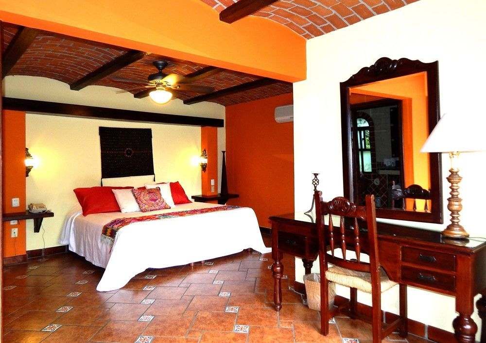 La Villa Del Ensueno Boutique Hotel Tlaquepaque Bagian luar foto